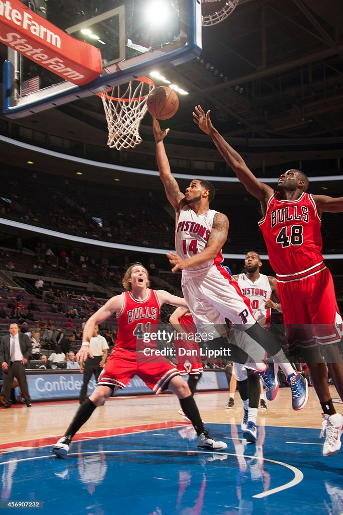 Chicago Bulls v Detroit Pistons