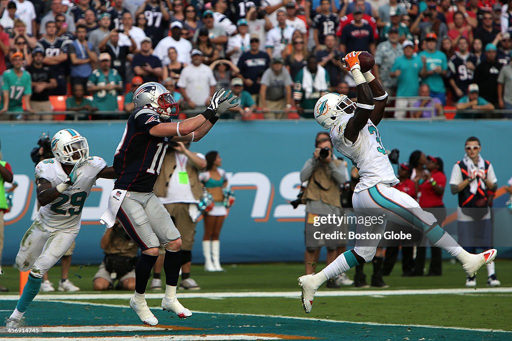 New England Patriots Vs. Miami Dolphins At SunLife Stadium