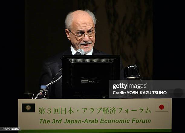 Iraq's Deputy Prime Minister incharge of energy Hussain Ibrahim Saleh al-Shahristani delivers a speech at the first session of the third Japan-Arab...