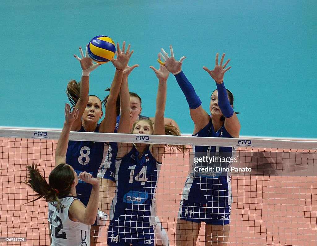 USA v Russia - FIVB Women's World Championship
