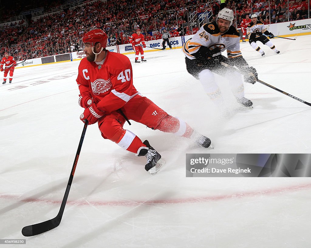 Boston Bruins v Detroit Red Wings