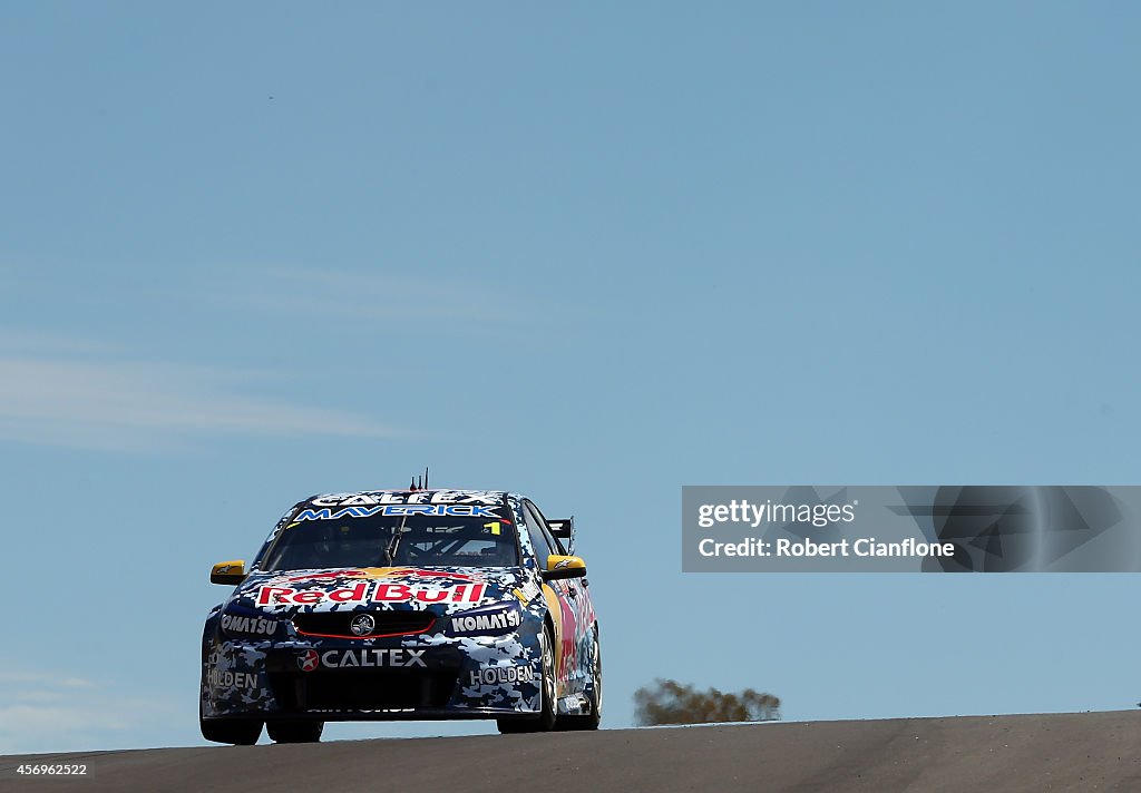 V8 Supercars - Bathurst 1000: Practice & Qualifying