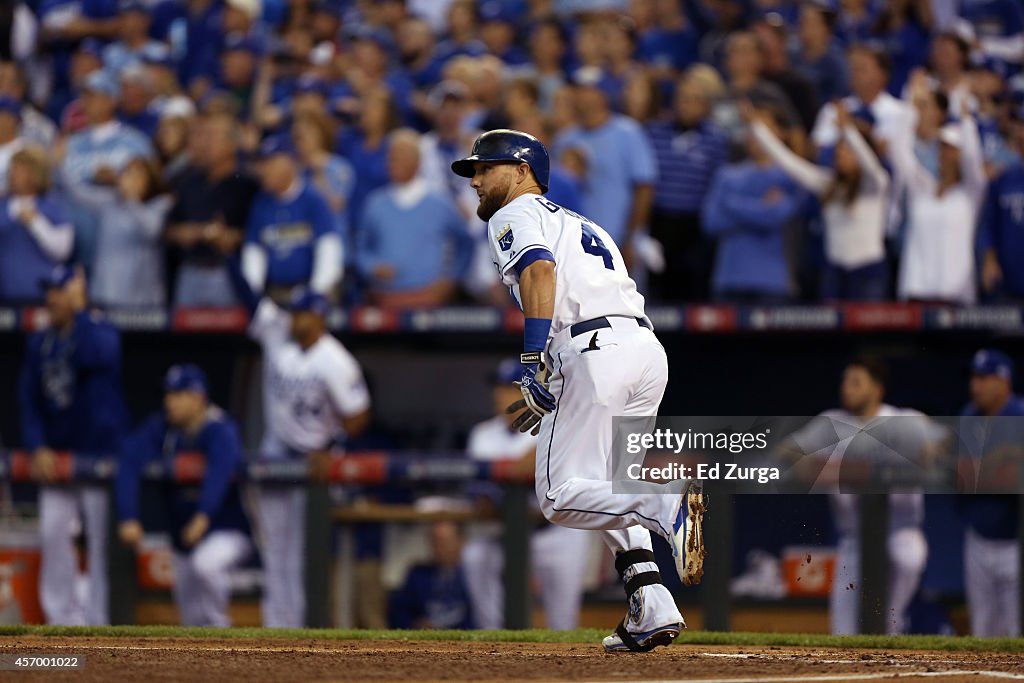 Division Series - Los Angeles Angels of Anaheim v Kansas City Royals - Game Three