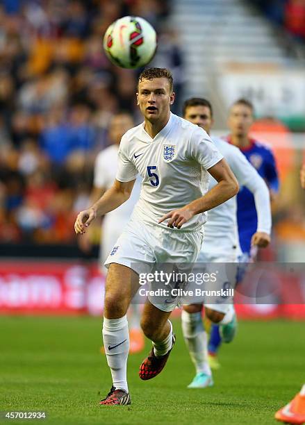 Ben Gibson of England in action during the UEFA U21 Championship Playoff First Leg match between England and Croatia at Molineux on October 10, 2014...