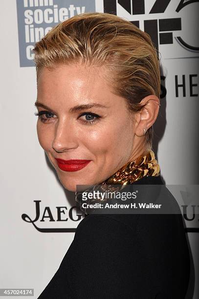 Actor Sienna Miller attends the "Foxcatcher" premiere during the 52nd New York Film Festival at Alice Tully Hall on October 10, 2014 in New York City.