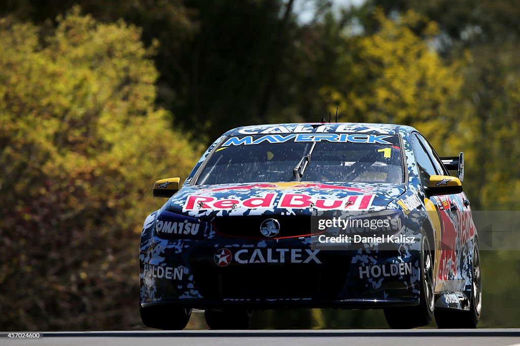 V8 Supercars - Bathurst 1000: Practice & Top 10 Shootout