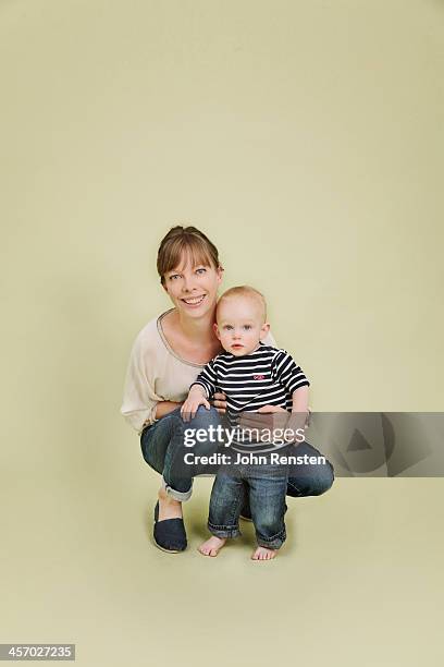 studio portraits of ordinary people - baby studio stock-fotos und bilder