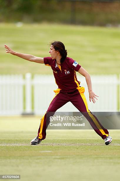 Courtney Hill of Queensland calls for LBW against Chloe Piparo of Western Australia during the WNCL match between Western Australia and Queensland at...
