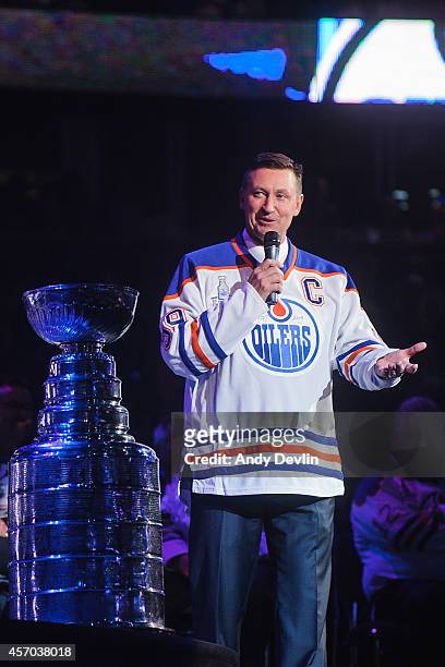 Wayne Gretzky talks to the crowd during the Edmonton Oilers Stanley Cup Reunion at Rexall Place on October 10, 2014 in Edmonton, Alberta, Canada.