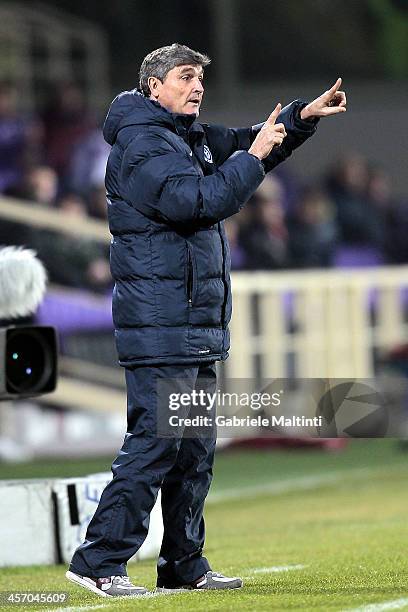 Juande Ramos head coach of FC Dnipro Dnipropetrovsk shouts instructions to his players during the Uefa Europa League Group E match between ACF...