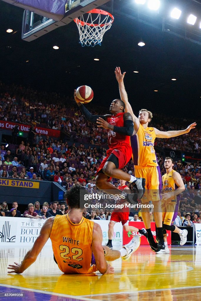 NBL Rd 1 - Sydney v Wollongong