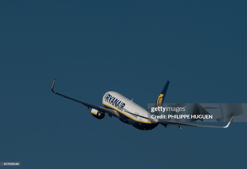 FRANCE-TRANSPORT-PLANE-RYANAIR