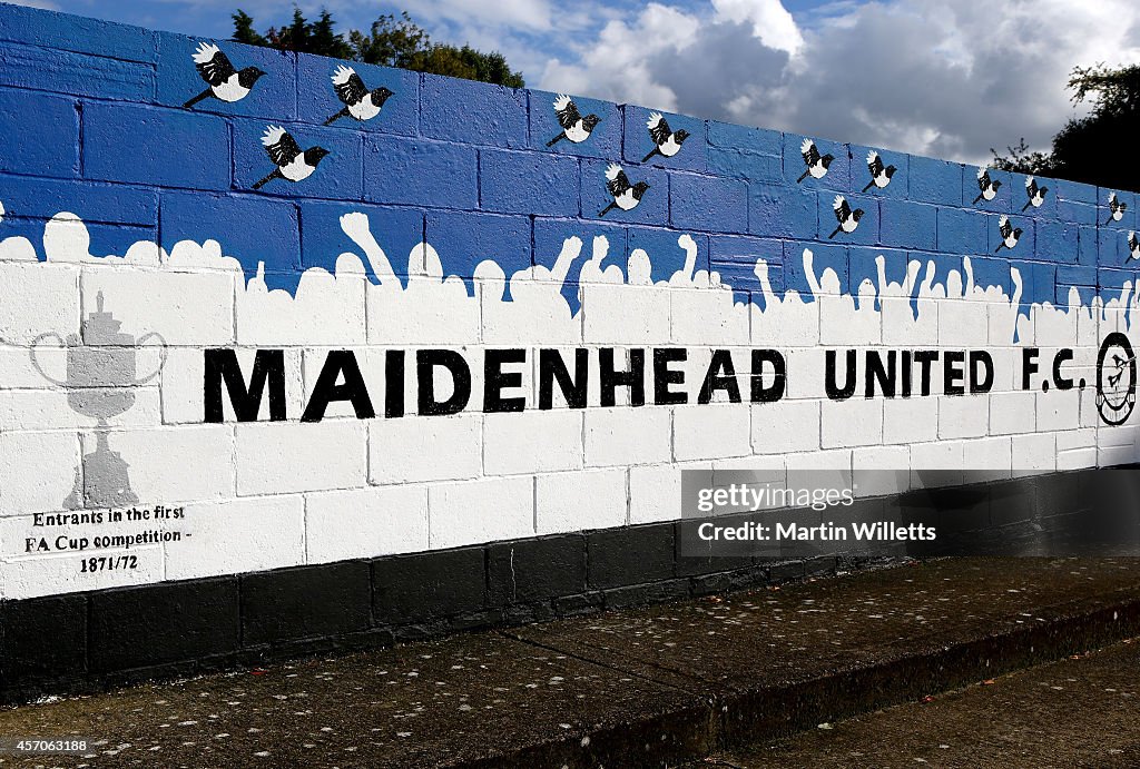 Maidenhead United v Gosport Borough - FA Cup Qualifying Third Round