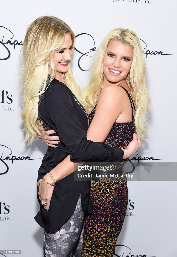 Jessica And Ashlee Simpson Visit Dillard's Perimeter Mall