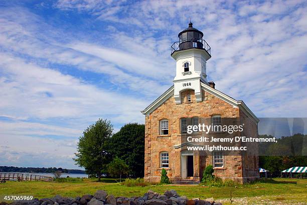 sheffield island lighthouse - norwalk ct stock pictures, royalty-free photos & images