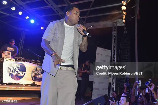 Kigeven Rapper Moses Gate Photos and Premium High Res Pictures - Getty Images