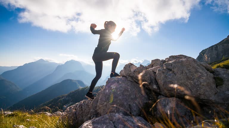https://media.gettyimages.com/id/457073714/video/young-woman-running-up-the-rocky-mountain.jpg?b=1&s=640x640&k=20&c=CggQhDtM7kJCrpyAznZunZI1K7afbp8s7HJstMNBW-o=