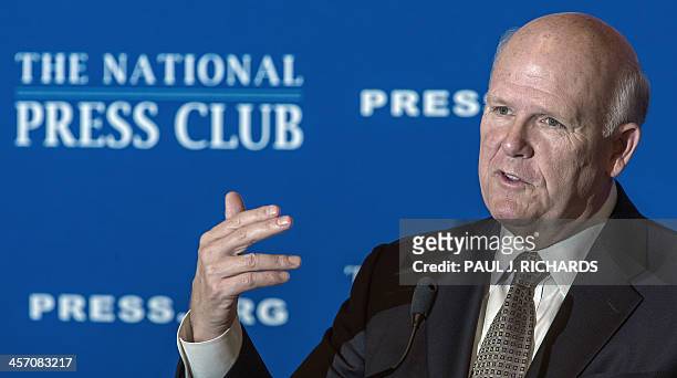 General Motors Chairman and CEO Dan Akerson speaks December 16 at the National Press Club in Washington, DC. It was recently announced he will step...