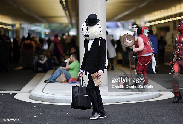 General view of atmosphere during the 2014 New York Comic Con at Jacob Javitz Center on October 11, 2014 in New York City.