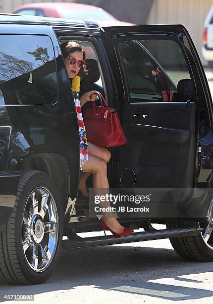 Jennifer Tilly attends the Fifth-Annual Veuve Clicquot Polo Classic at Will Rogers State Historic Park on October 11, 2014 in Pacific Palisades,...