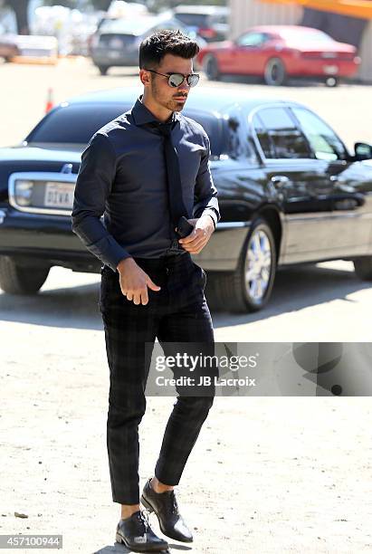 Joe Jonas attends the Fifth-Annual Veuve Clicquot Polo Classic at Will Rogers State Historic Park on October 11, 2014 in Pacific Palisades,...