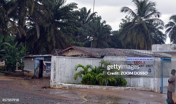 Photo taken on October 11, 2014 shows the recently opened Ebola Island Clinic in Monrovia. Health workers started a strike on October 6 to obtain a...