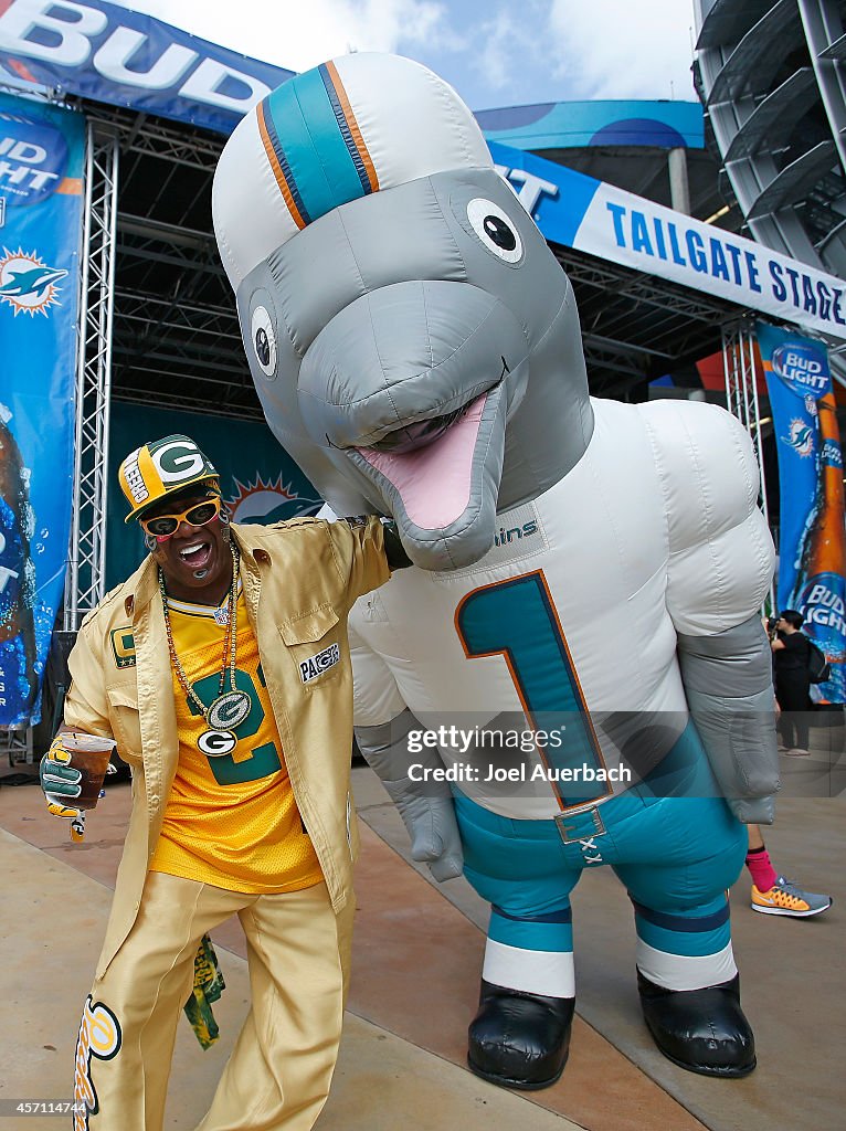 Green Bay Packers v Miami Dolphins