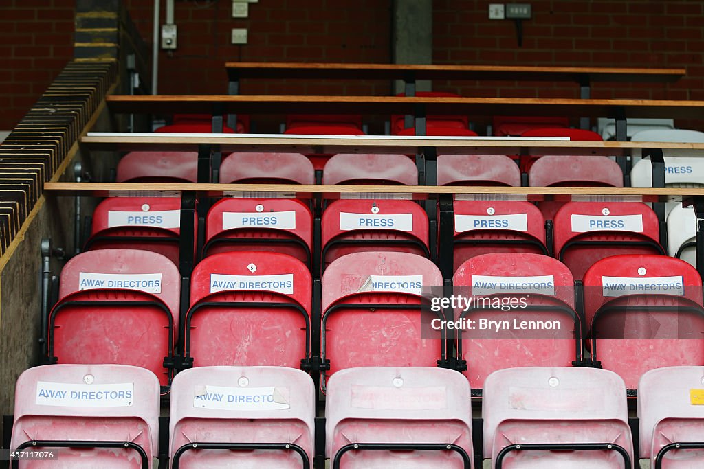 Kingstonian v Eastbourne Borough - FA Cup Qualifying Third Round