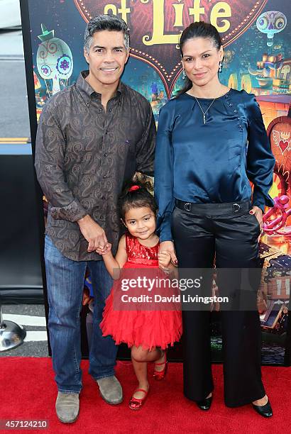 Actor Esai Morales, daughter Mariana Oliveira Morales and Elvimar Silva attend the premiere of Twentieth Century Fox and Reel FX Animation Studios'...