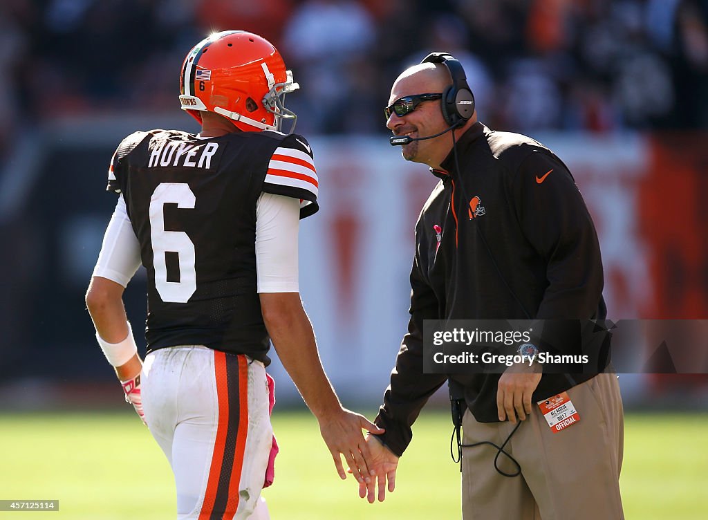 Pittsburgh Steelers v Cleveland Browns