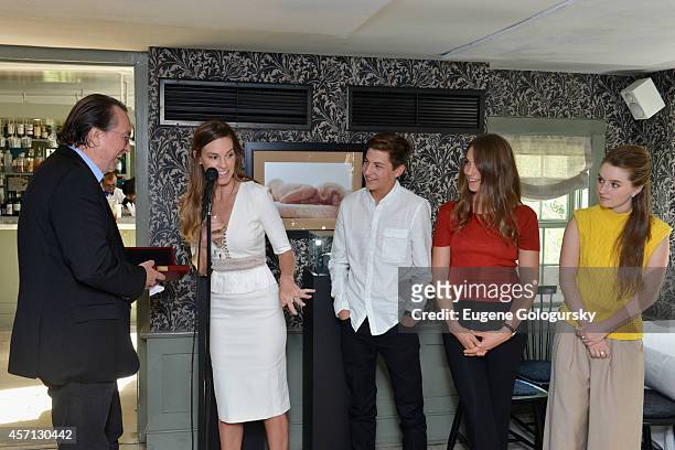 Steven Gaydos, Hilary Swank, Tye Sheridan, Lola Kirke and Kaitlyn Dever attend Variety's 10 Actors To Watch Brunch with Hilary Swank during the 2014...