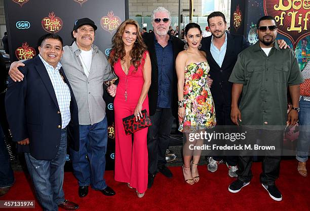 The csast, Ricardo "El Mandril" Sanchez, Danny Trejo, Kate del Castillo, Ron Perlman, Ana de la Reguera, Diego Luna, and Ice Cube attend the Premiere...