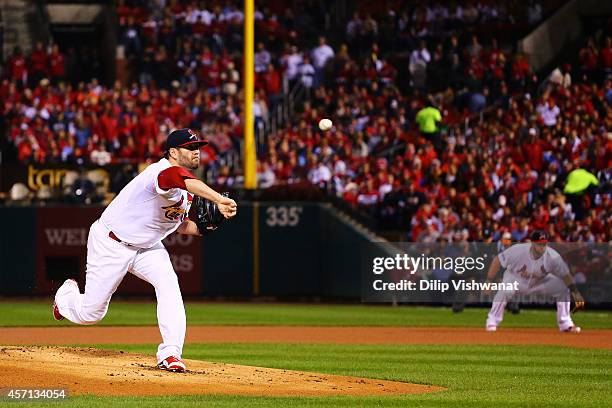 Lance Lynn of the St. Louis Cardinals pitches in the first inning against the San Francisco Giants during Game Two of the National League...