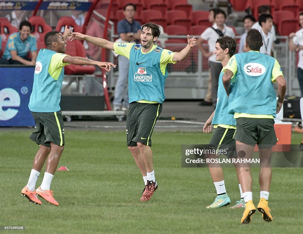 FBL-SIN-JPN-BRA-FRIENDLY-TRAINING