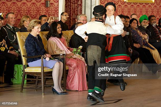 Queen Sonja of Norway and daughter of the President of India Sharmistha Mukherjee attend a guided tour at the Oslo City Hall during the first day of...