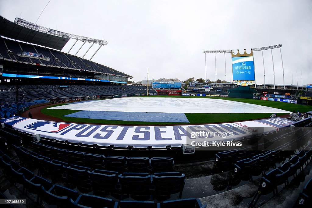 ALCS - Baltimore Orioles v Kansas City Royals - Game Three