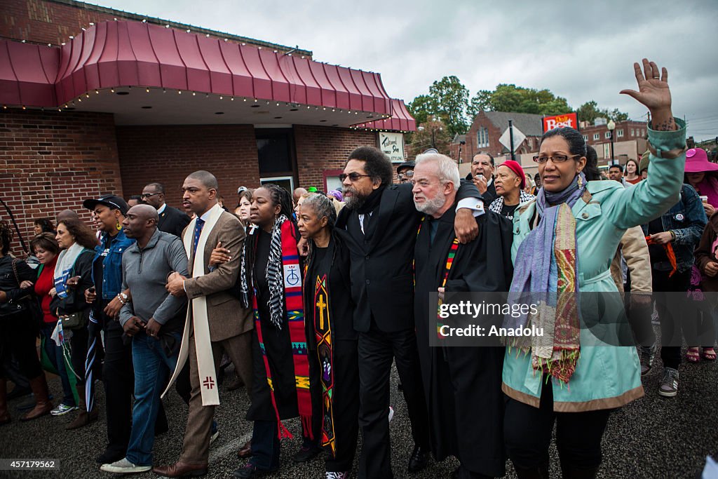 Hundreds march on day of disobedience in St. Louis