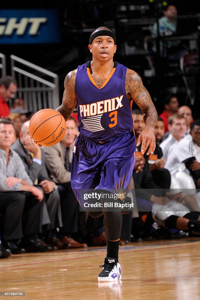 Phoenix Suns v Houston Rockets