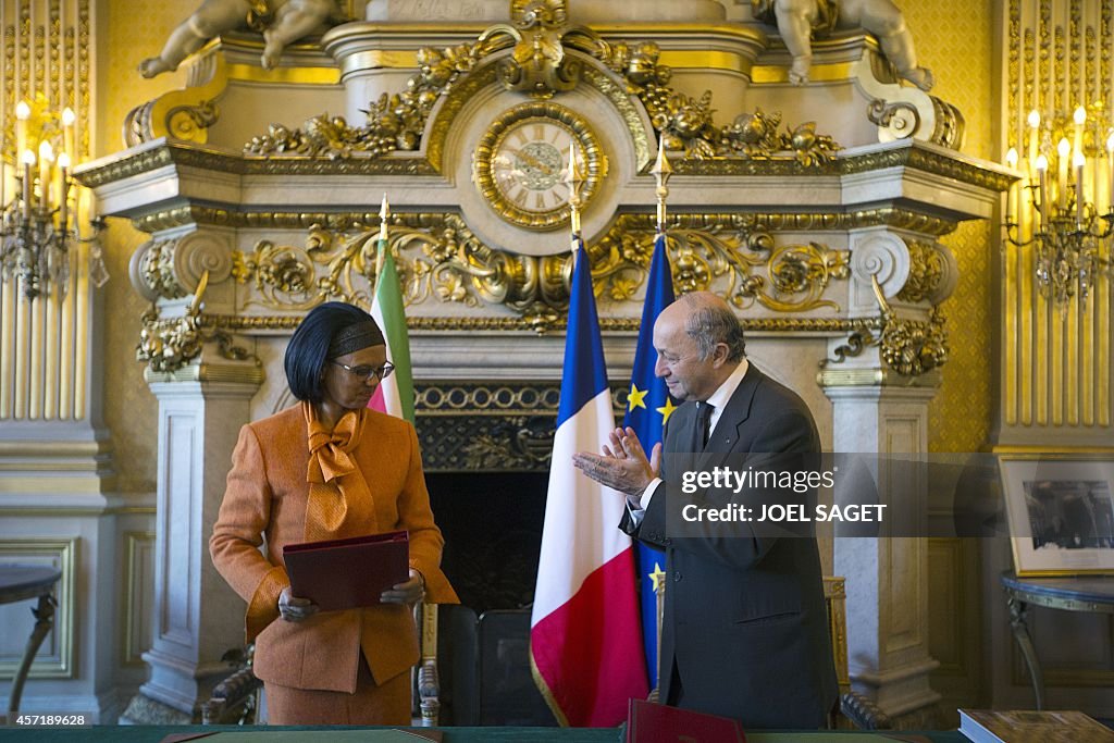 FRANCE-SAFRICA-DIPLOMACY-ENERGY