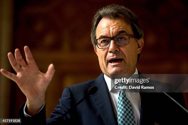 President of Catalonia Artur Mas faces the media during a press conference at Palau de La Generalitat on October 14, 2014 in Barcelona, Spain. Artur...