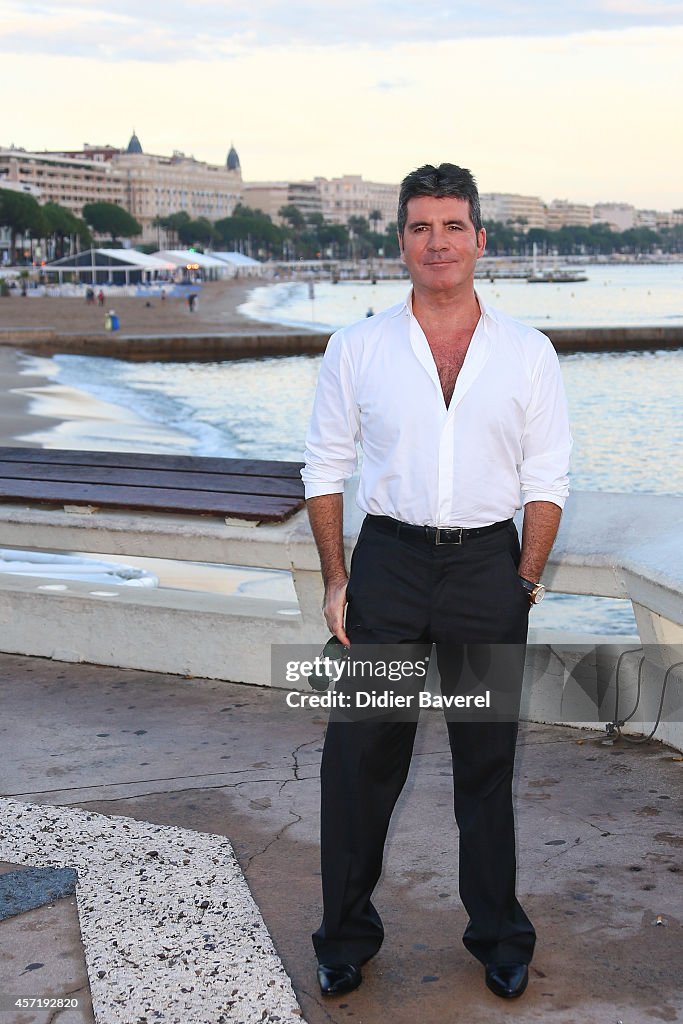 Simon Cowell : Photocall - MIPCOM 2014 In Cannes