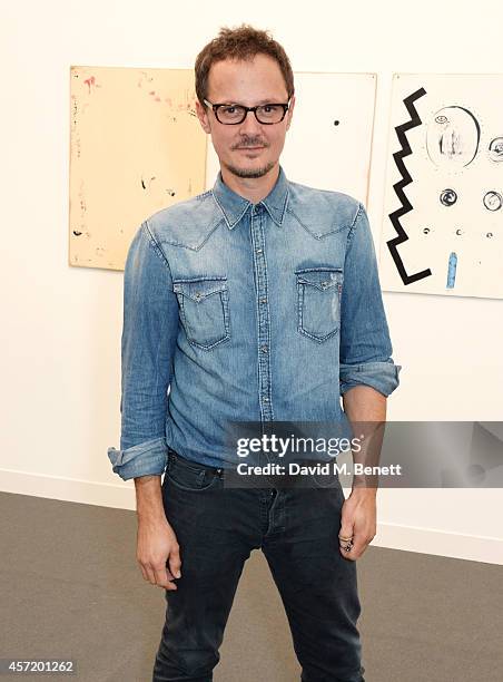 Jonathan Yeo attends VIP Preview of the Frieze Art Fair 2014 in Regent's Park on October 14, 2014 in London, England.