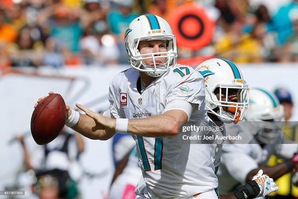 Green Bay Packers v Miami Dolphins