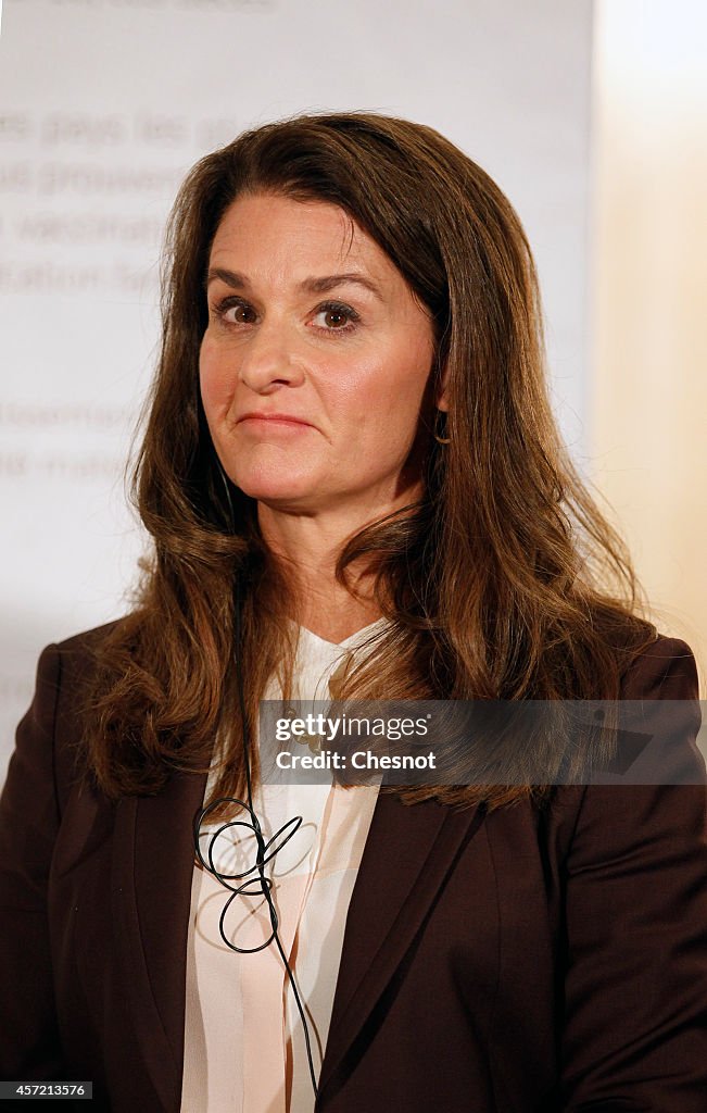 Paris Mayor Anne Hidalgo Receives Melinda Gates At Hotel de vIlle