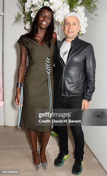 Jenny Bastet and Marc Quinn attend the Bianca Jagger Human Rights Foundation "Arts for Human Rights" benefit gala auction at Phillips Gallery on...