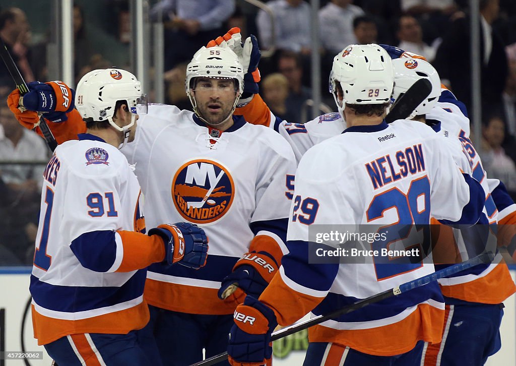 New York Islanders v New York Rangers