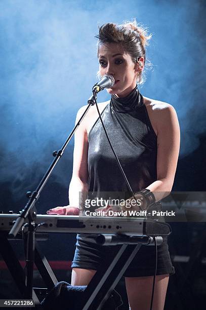 Jenn Ayache performs during private showcase at Divan du Monde on October 14, 2014 in Paris, France.