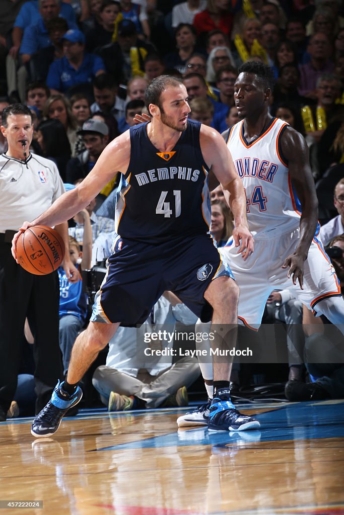 Memphis Grizzlies v Oklahoma City Thunder