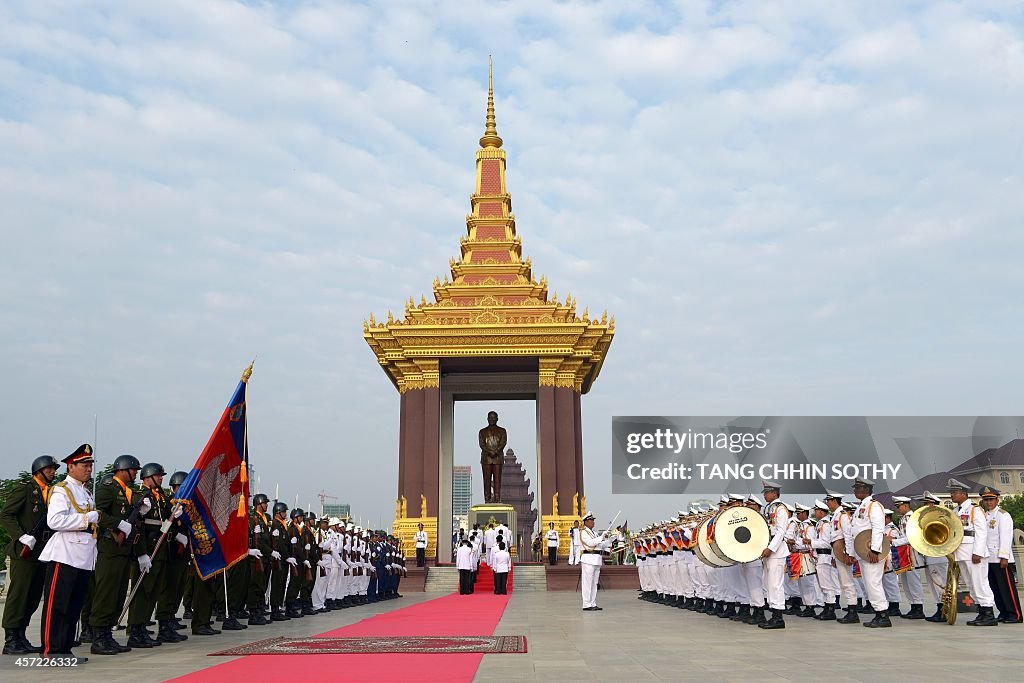 CAMBODIA-ROYALS