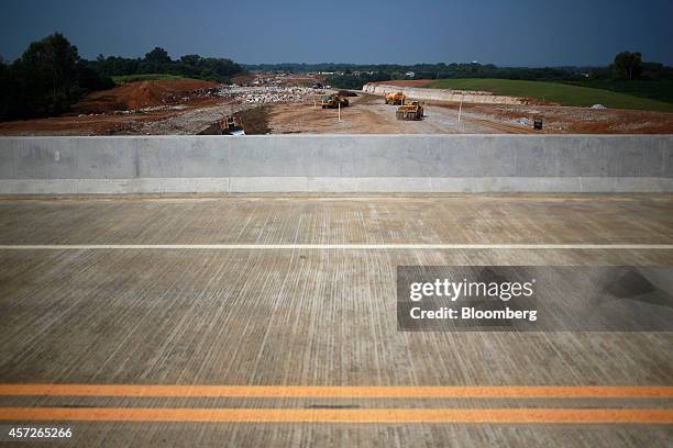 Roadbed 140 Roadbed Stock Photos, High-Res Pictures, and Images - Getty Images
